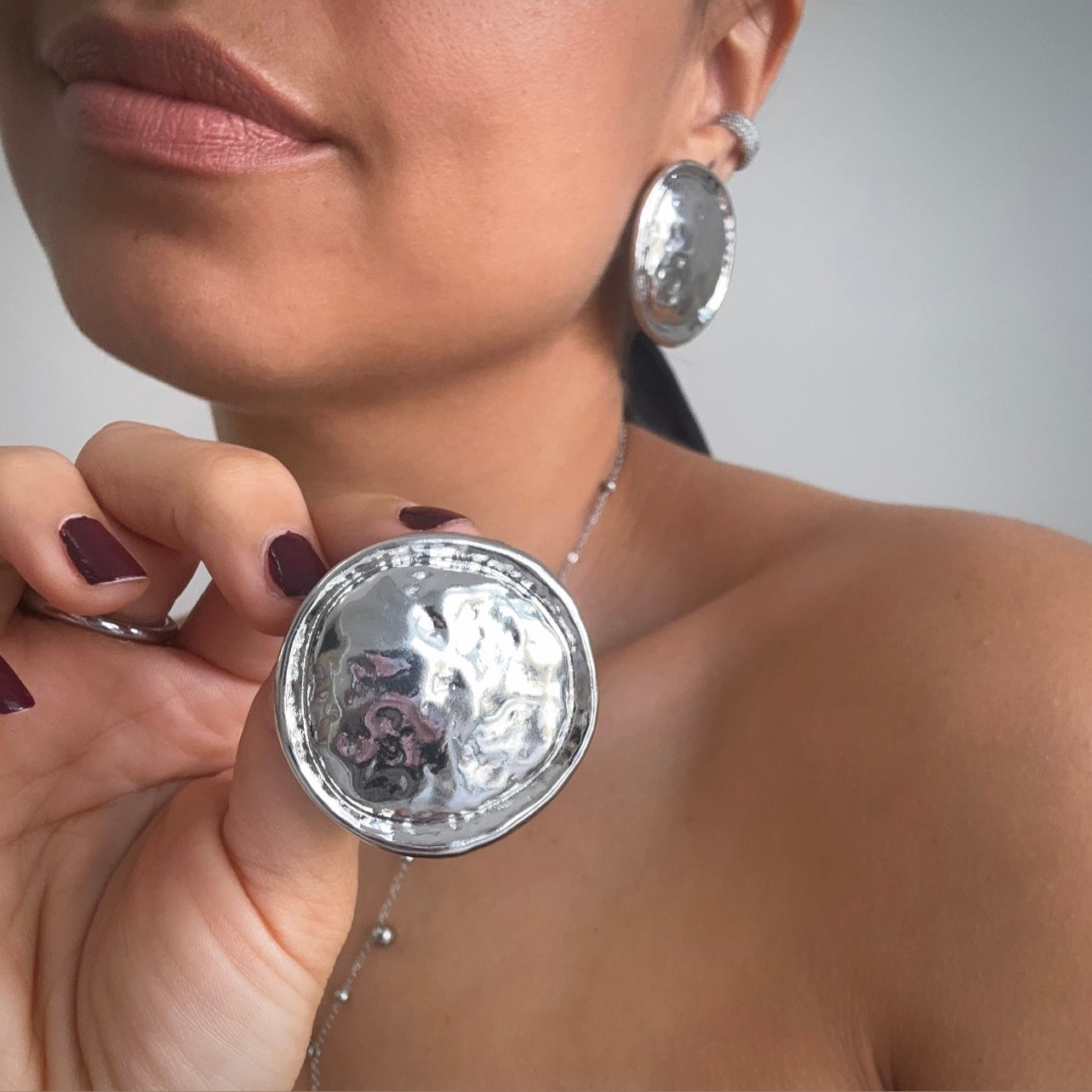 THE MOON (earrings)