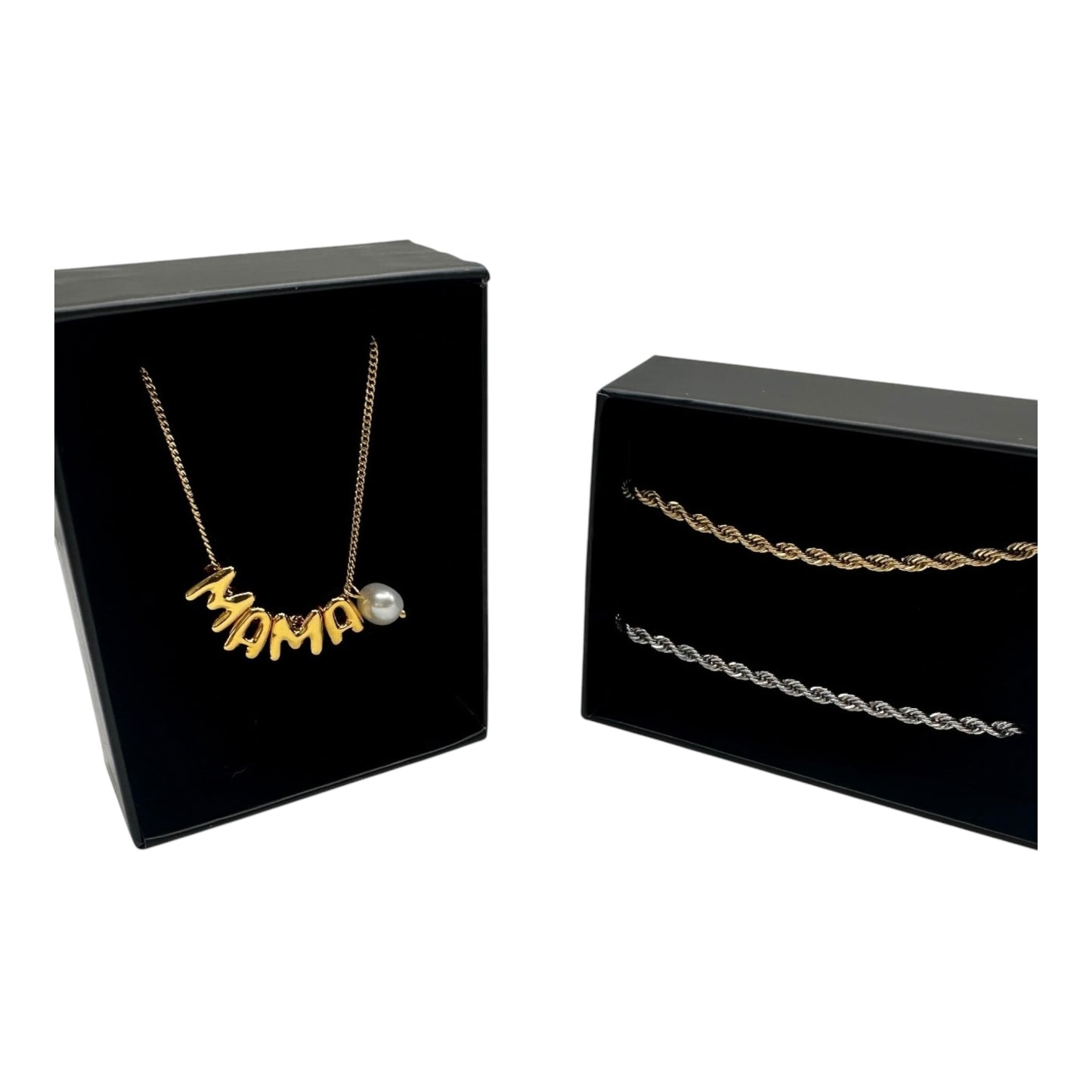 MAMÁ (necklace and bracelets)